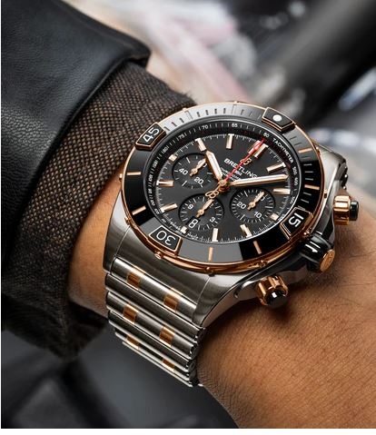 Breitling Super Chronomat B01 44 UB0136251B1U1 4