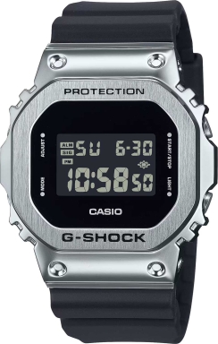 Часы Casio G-Shock GM-5600U-1